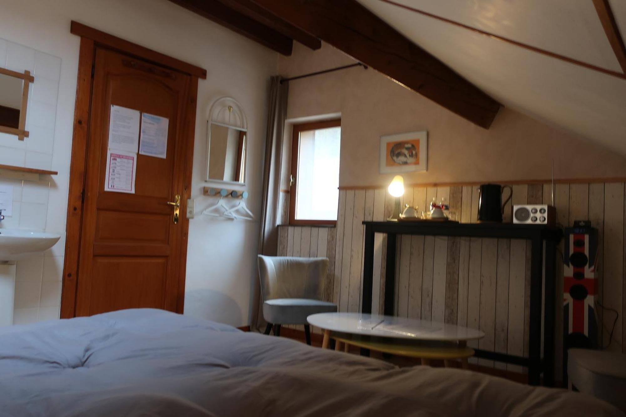 Chambres D'Hotes Le Chene Ban-sur-Meurthe-Clefcy Exteriör bild